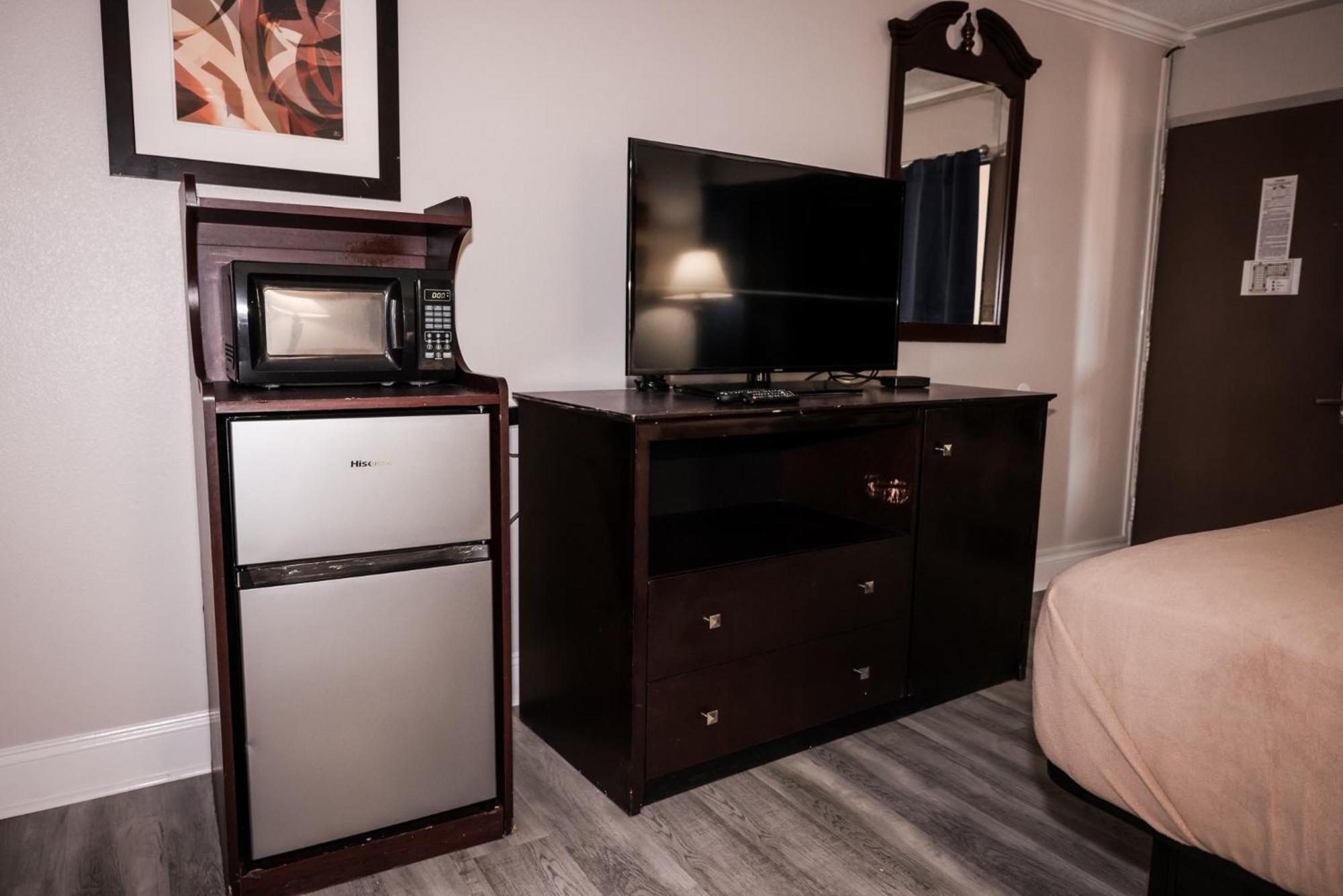 Riverside Inn & Suites By Oyo Danville Ceaser Casino المظهر الخارجي الصورة