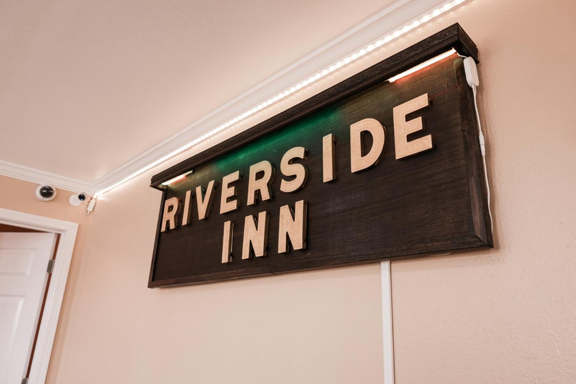 Riverside Inn & Suites By Oyo Danville Ceaser Casino المظهر الخارجي الصورة